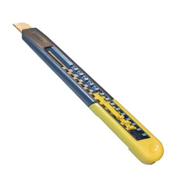 CUTTER DE PLÁSTICO SM CON HOJA DE 9 MM